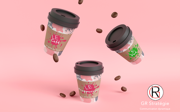 Exemple de simulation packaging avec trois mugs à café personnalisés marketing produit